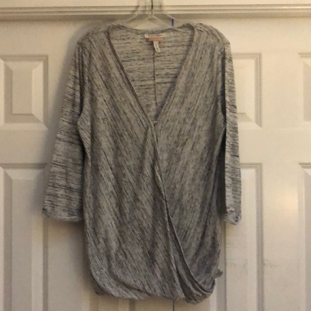 Jessica Simpson Maternity Nursing top - Picture 1 of 5